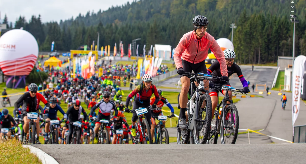Imprezy Sportowe, Rowerowy Piastów powodzian - zdjęcie, fotografia