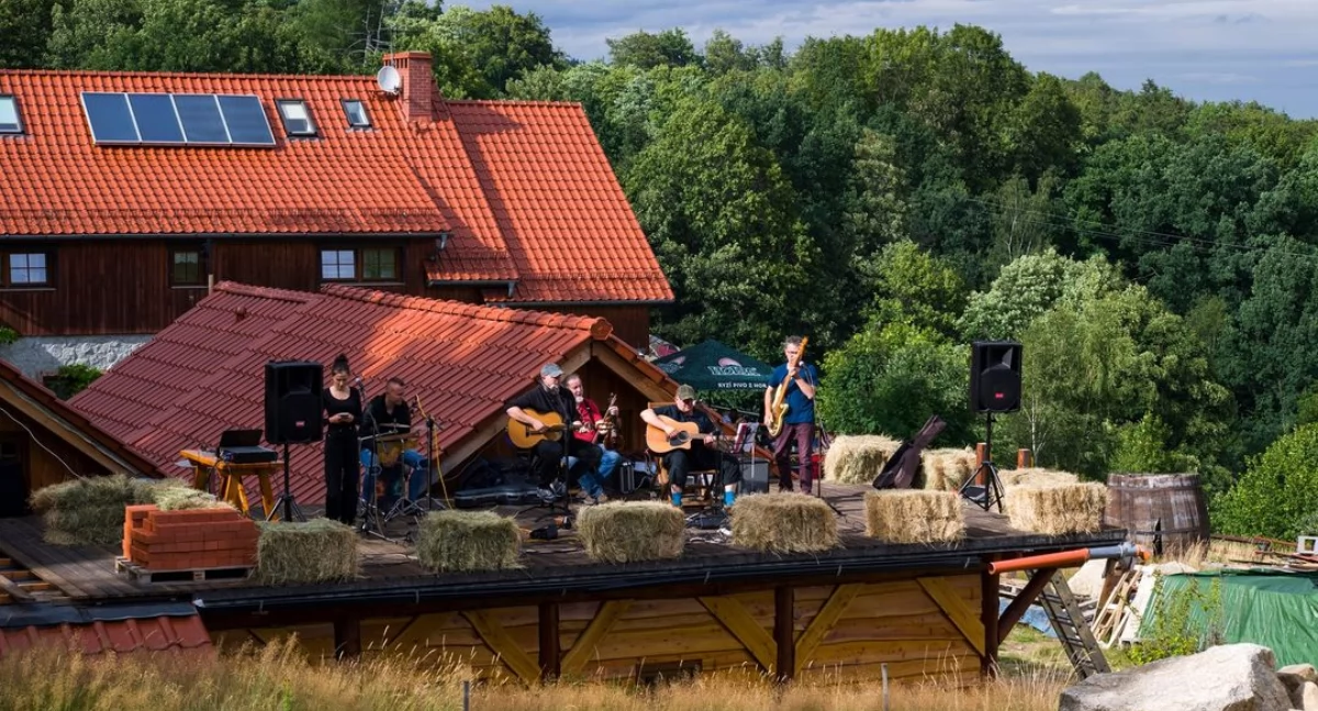 Koncerty, Muzyczna Chata Izerska Jesień - zdjęcie, fotografia