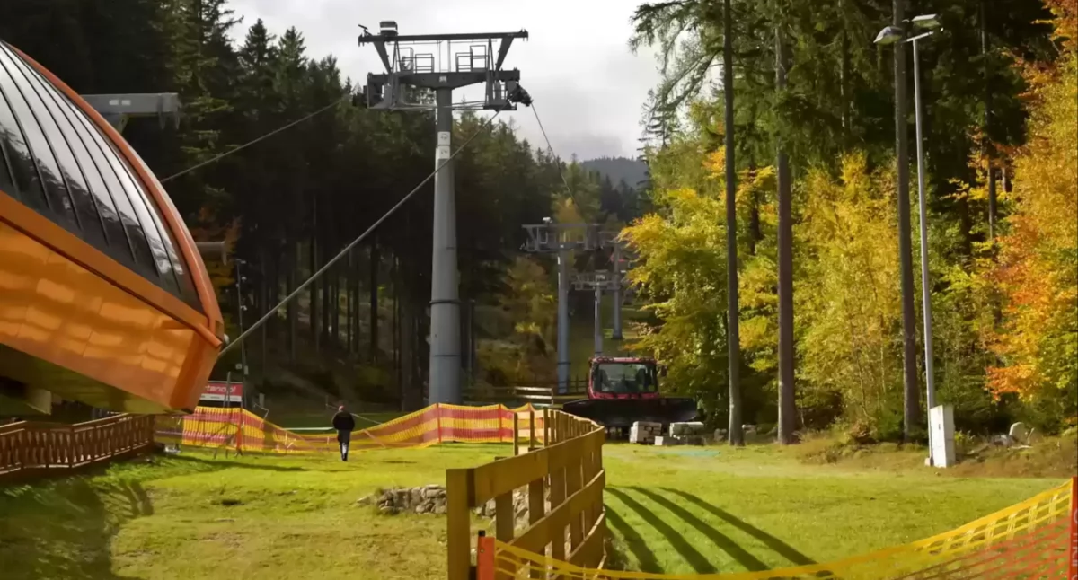 Karkonosze: polskie wyciągi w przeglądzie, po czeskiej stronie jeszcze można się przejechać