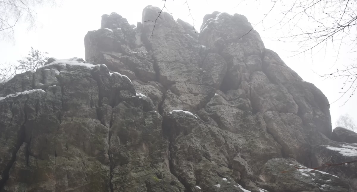 formacje skalne, Horní skály (Horni Skały) kameralne piaskowcowe wieże podnóża Łużyckich - zdjęcie, fotografia
