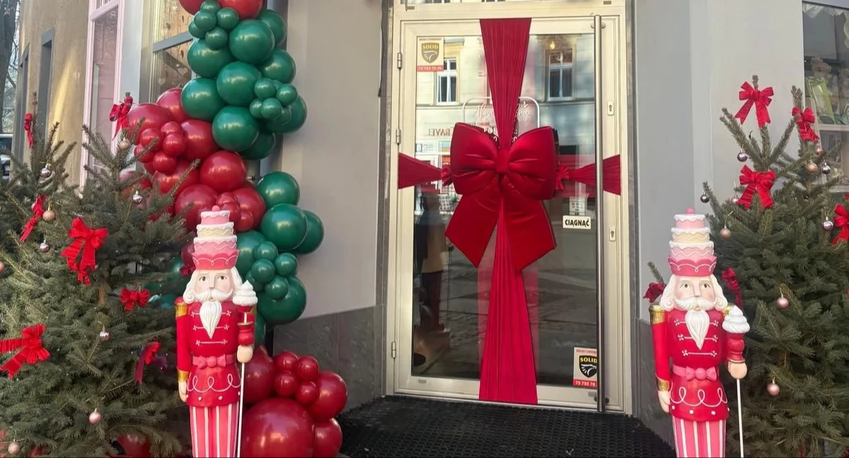 Kawiarnie i Cukiernie, Kawiarnia AbraBezabra obchodzi pierwszą rocznicę działalności - zdjęcie, fotografia