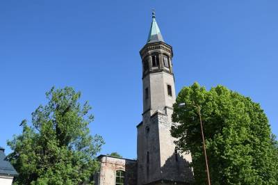 Zdjęcie: kościoły Karkonoszach kościół Karkonosze ruiny kościoła Karkonosze Zamki Pałace Kościoły