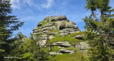 Jizera – surowa perła Gór Izerskich, którą trzeba sobie wywalczyć. 