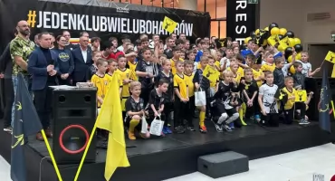Startuje wakacyjna Liga 1 x 1 z Victorią Jelenia Góra – piłkarskie starcia w Nowym Rynku