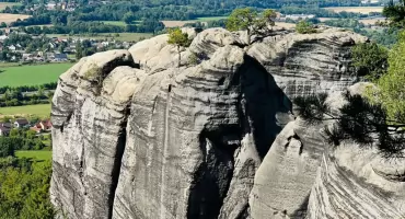 Příhrazské skály (Prihrazske skały) – kraina ruin, legend i zapomnianych historii