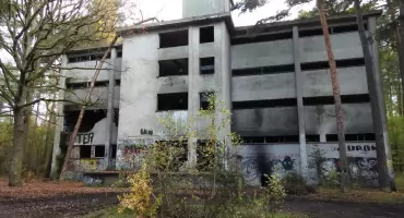 Ruiny bazy paliwowej w Raszówce. Ponure dziedzictwo zimnej wojny