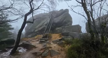 Popova skála. Kamienna baszta nad pograniczem trzech krajów