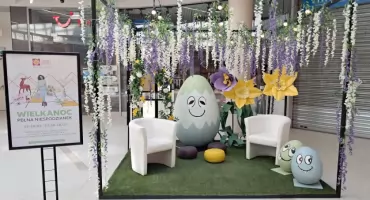 Wiosna kwitnie w Nowym Rynku – wielkanocne prezenty dla klientów i gest dla planety