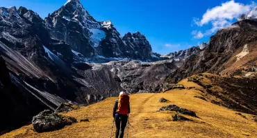 Najlepsze kije trekkingowe na szlak – zestawienie sprawdzonych modeli