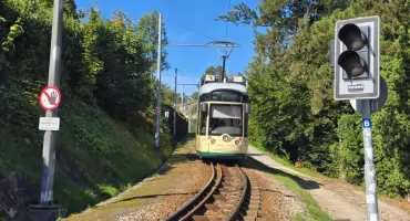 Tramwajem na Pöstlingberg. Jedna z najbardziej niezwykłych atrakcji Linzu.