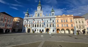 Czeskie Budziejowice. Miasto wielkiego rynku, Budvara i niezwykłych historii